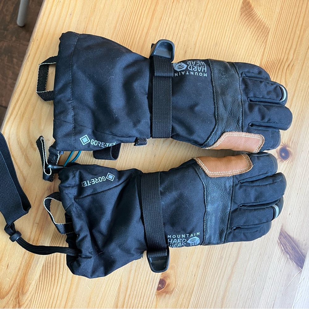 Mountain Hardwear Exposure Gore-Tex Gloves